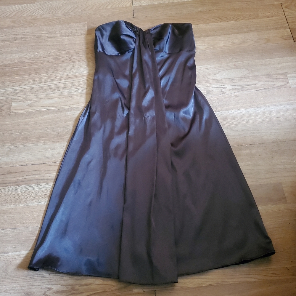 Brown strapless short dress